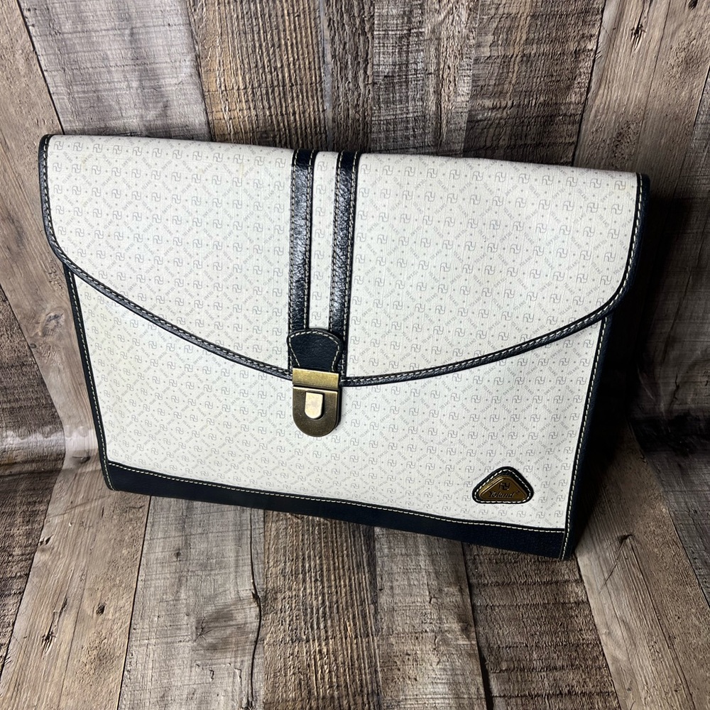YOLAND VINTAGE MONOGRAM LEATHER CLUTCH - Picture 3 of 14